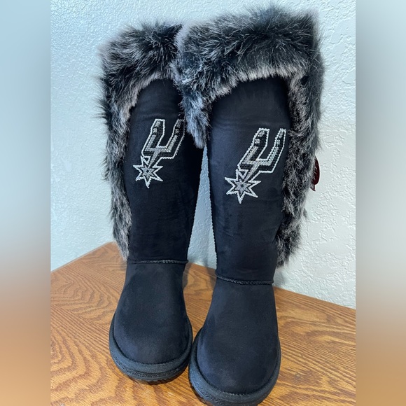 New Faux Fur San Antonio Spurs Bling Black Boots Size 7 - Picture 6 of 13